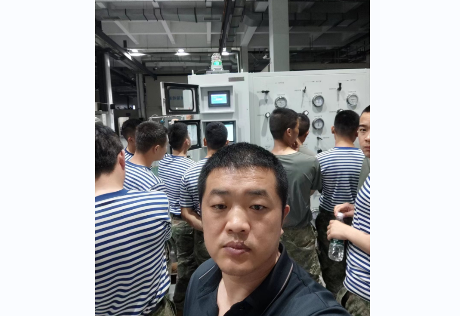 某部隊(duì)驗(yàn)收--在線(xiàn)空氣質(zhì)量分析及自動(dòng)校準(zhǔn)系統(tǒng)